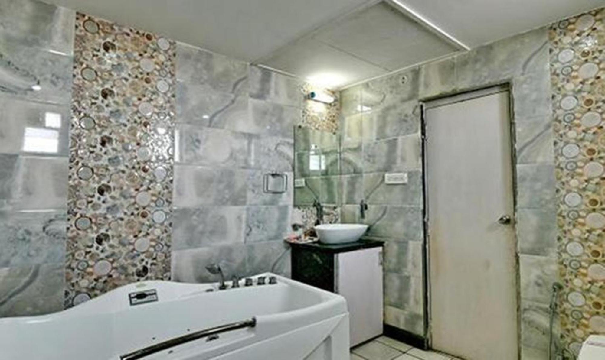 Fabhotel Prime Simna International Музафарпур Екстериор снимка
