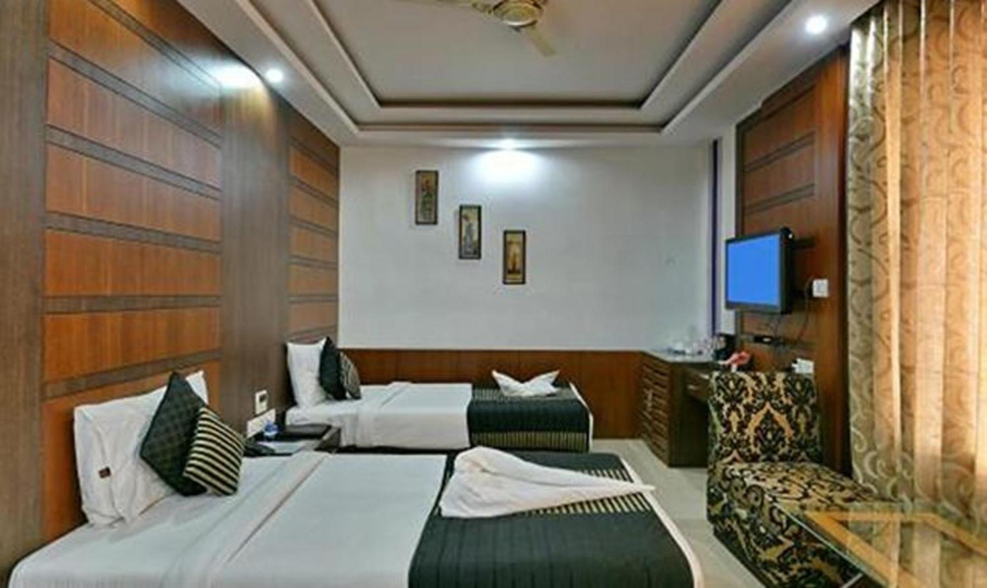 Fabhotel Prime Simna International Музафарпур Екстериор снимка